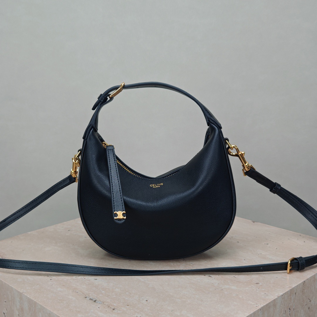 Celine 25ss Lulu Shoulder Bags Size 24*21*5cm