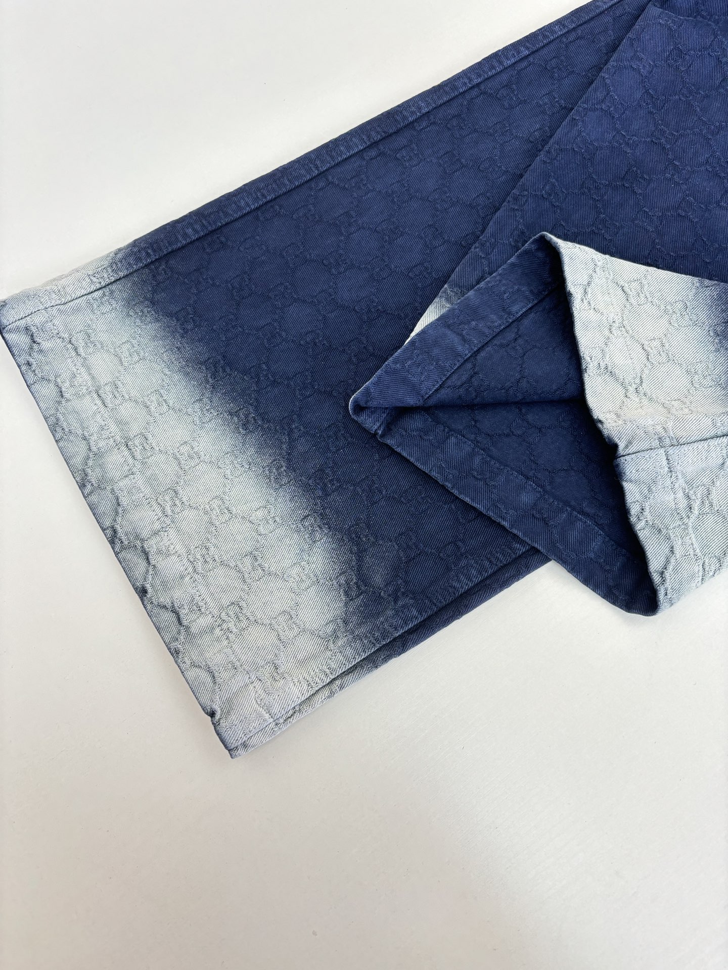 Gucci Unisex Jeans Size S-XL