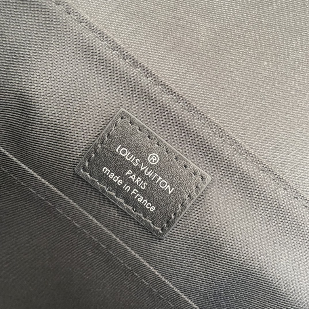 Louis Vuitton N42711 District Men Bags Size 26*20*7cm
