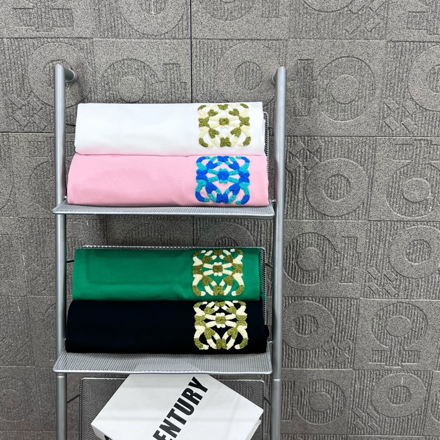 Loewe T Shirt Logo Size XS-L