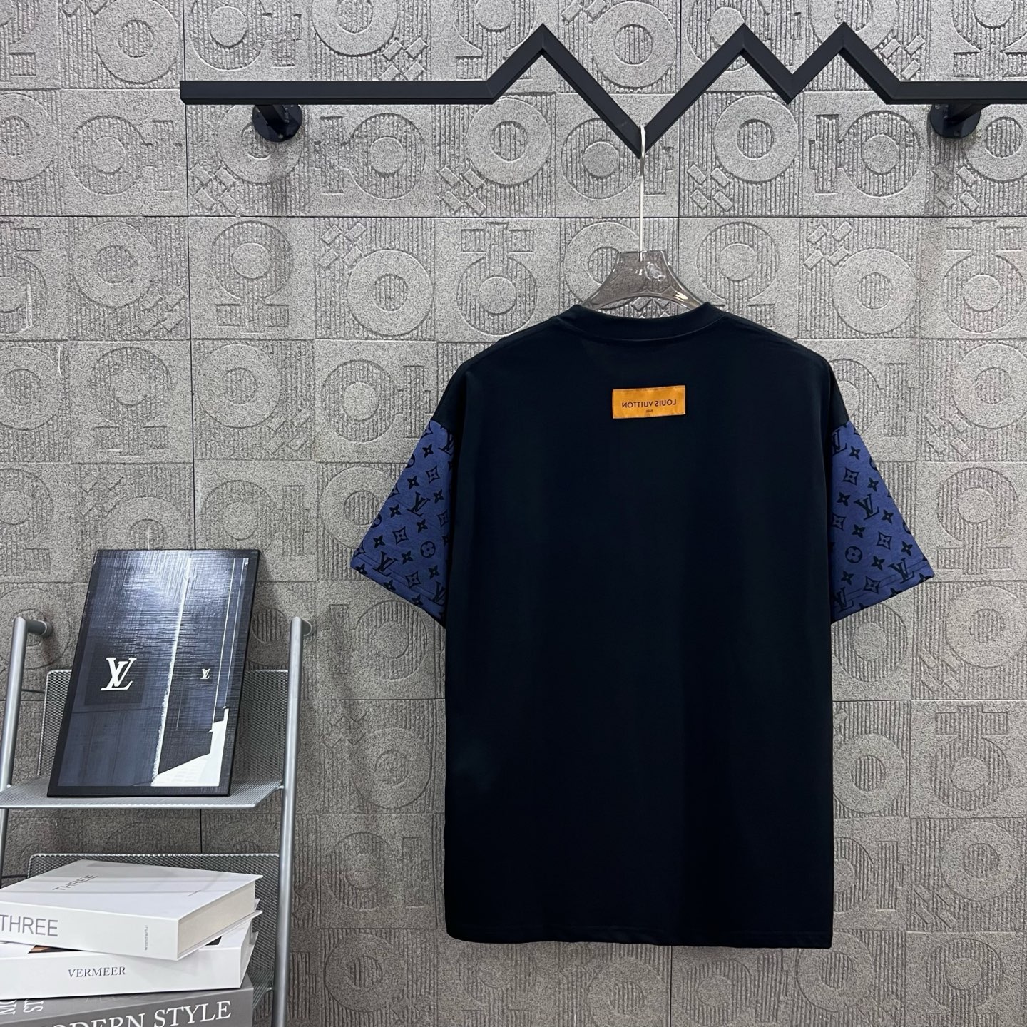 Louis Vuitton T Shirt  Embroider Logo Size XS-L