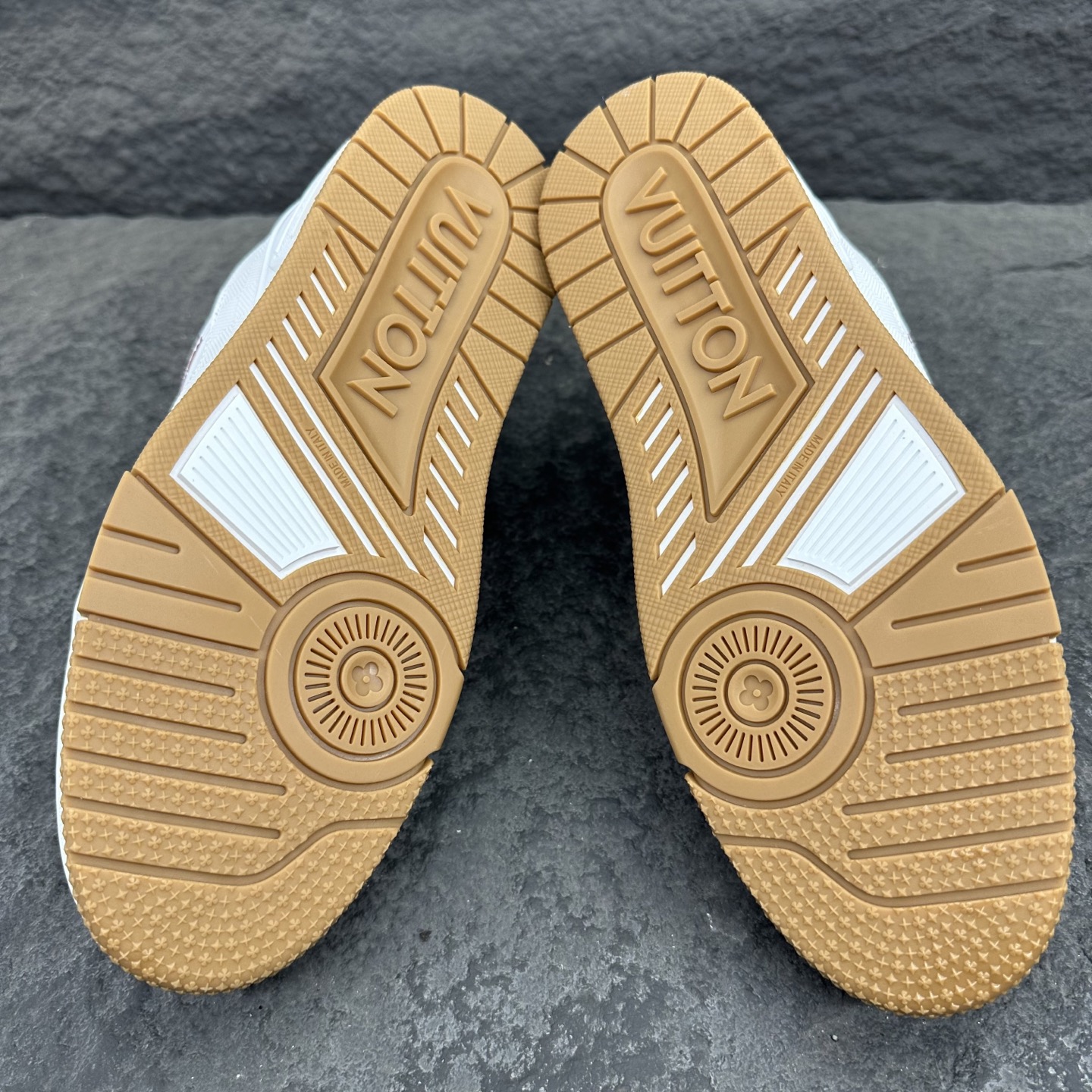 Louis Vuitton LV Trainer Sneaker Size 36-46