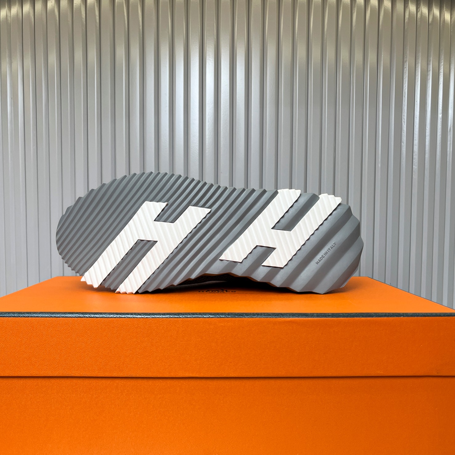 Hermes Bouncing Sneaker Size 36-46