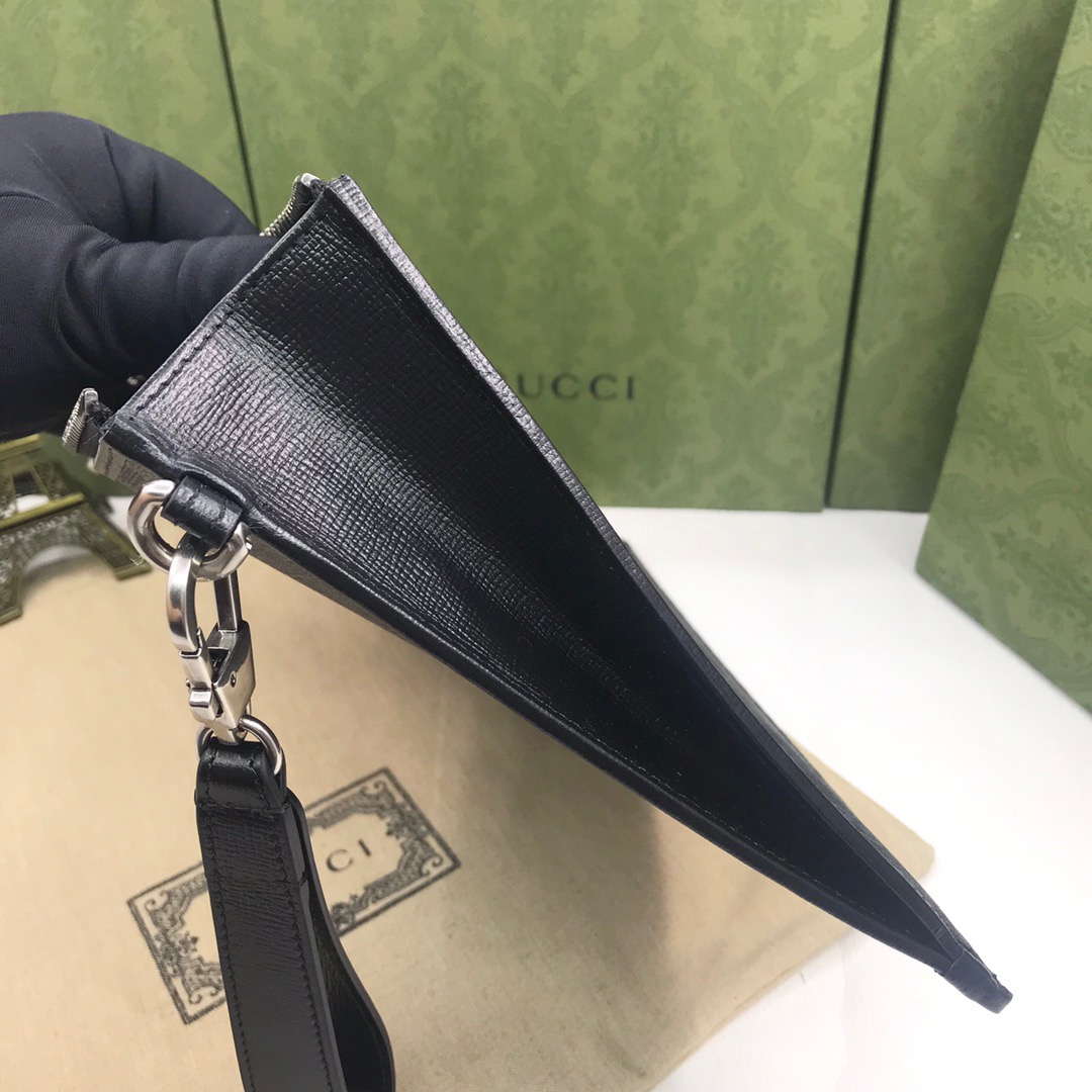 Gucci Pouch with Interlocking G Size 30.5*21*1.5cm Style 672953