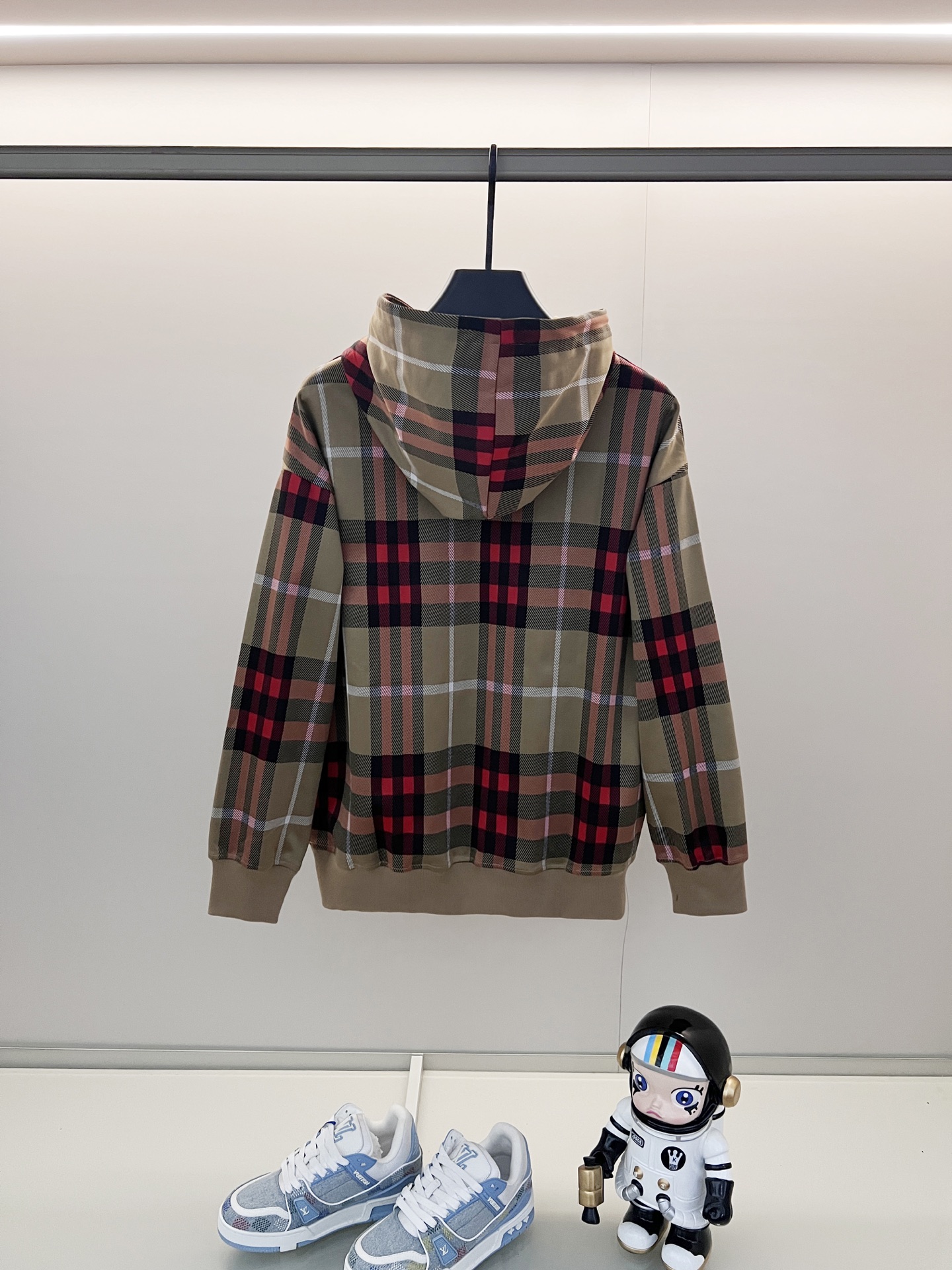 Burberry Unisex Sweatshirt Size S-XL