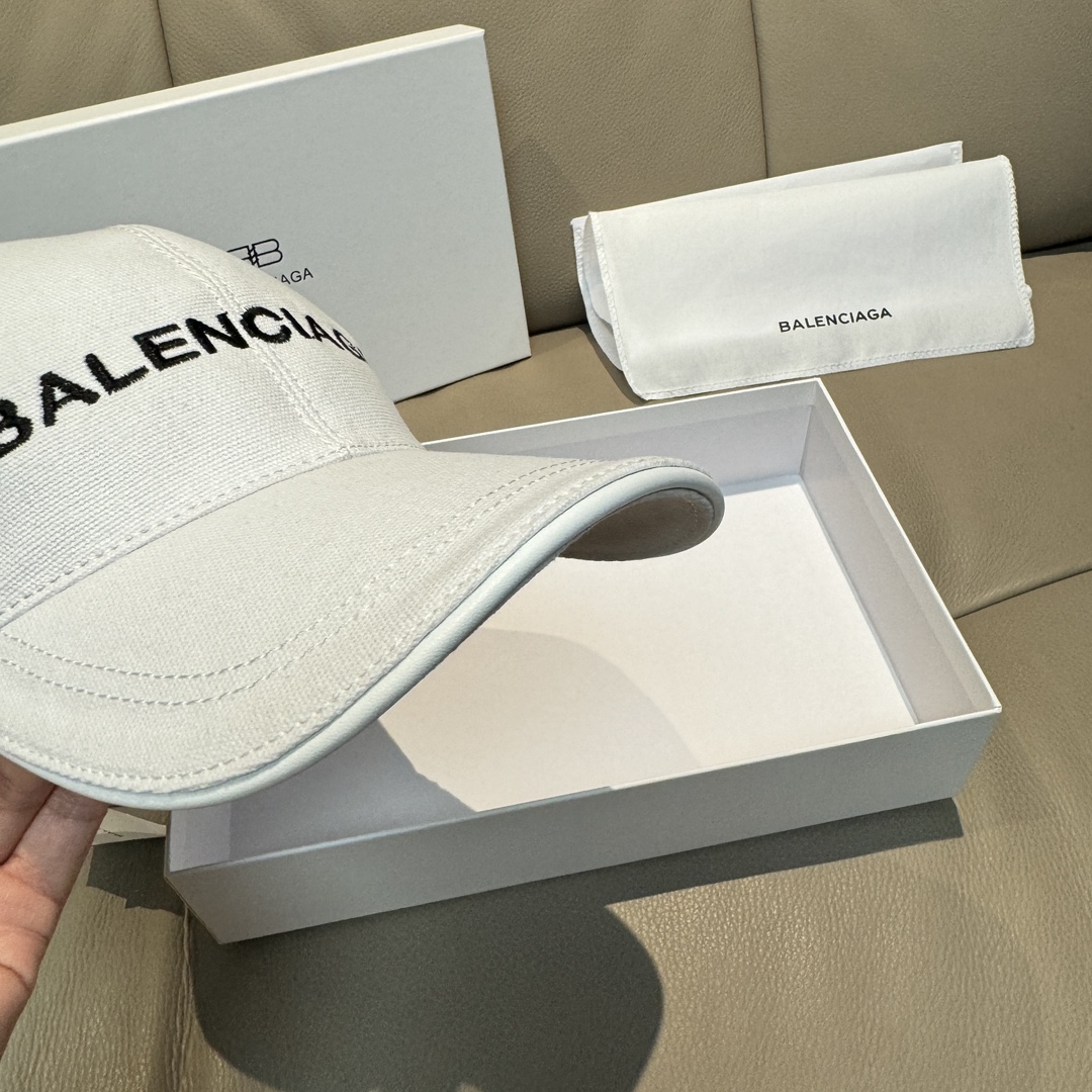 Balenciaga Baseball Cap
