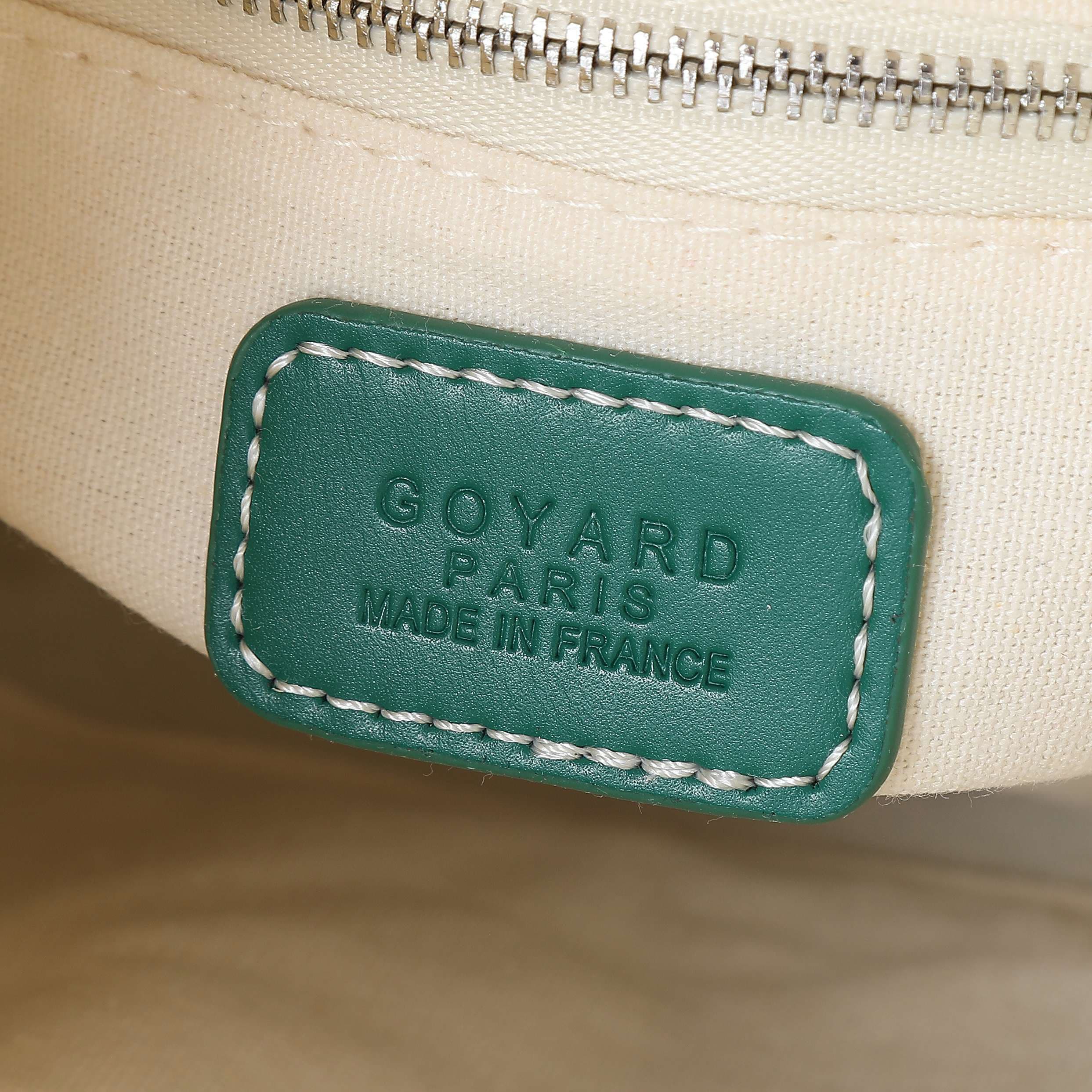 Goyard Beluga Shoulder Bags Size 23*18.5*8cm