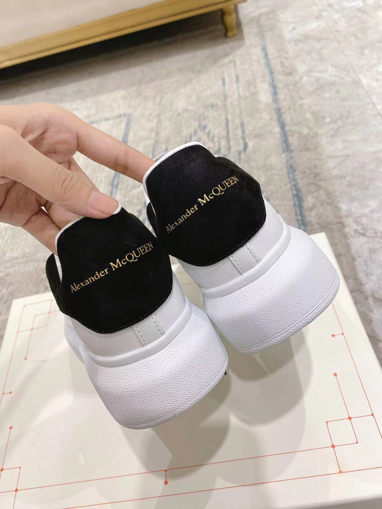 Alexander McQueen OVERSIZED Sneaker Size 35-45 8-Color Suede