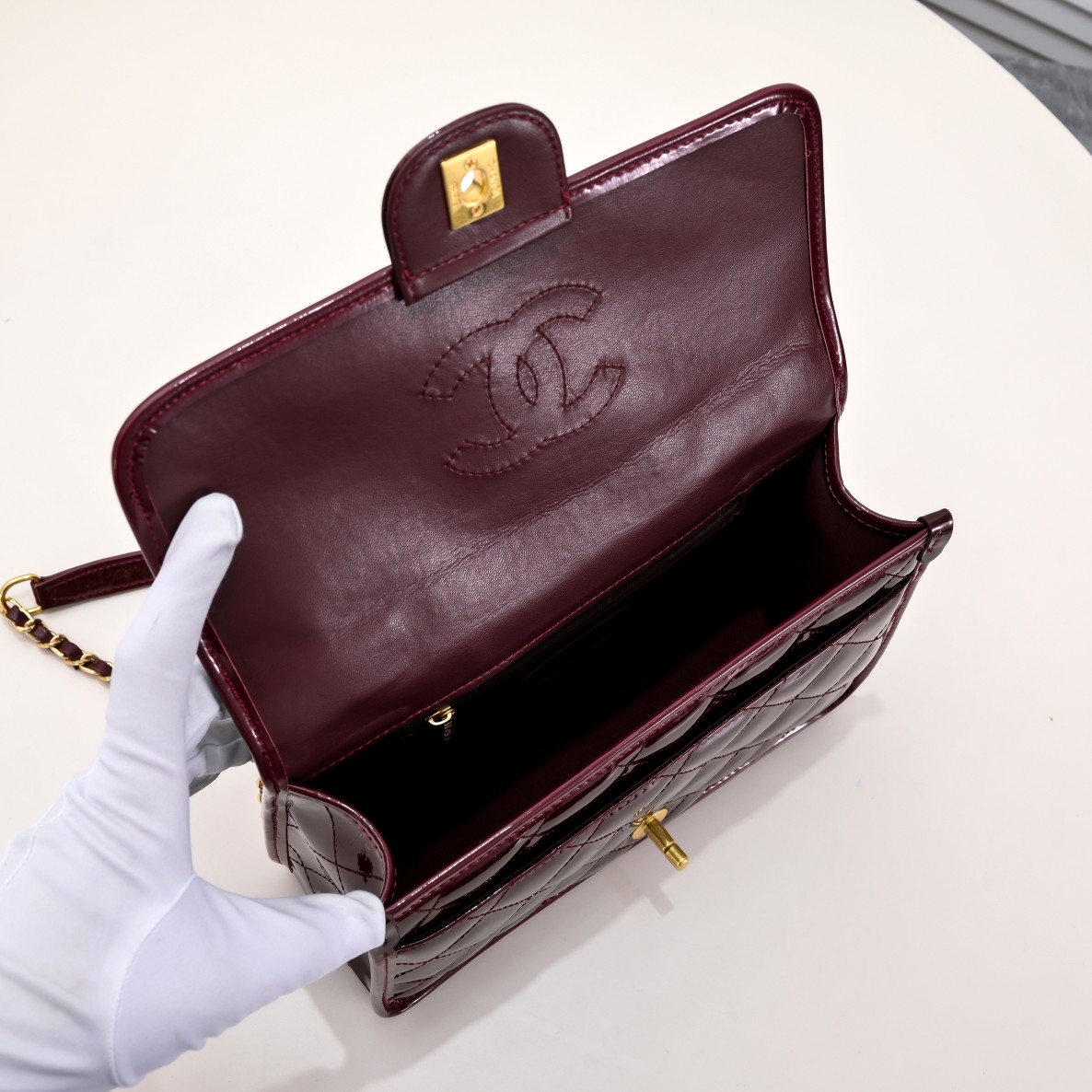 Chanel Chain Shoulder Bags Size 25*18*7cm