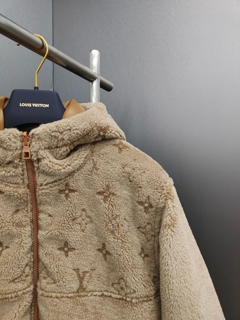 Louis Vuitton Unisex Jacket Size S-XL