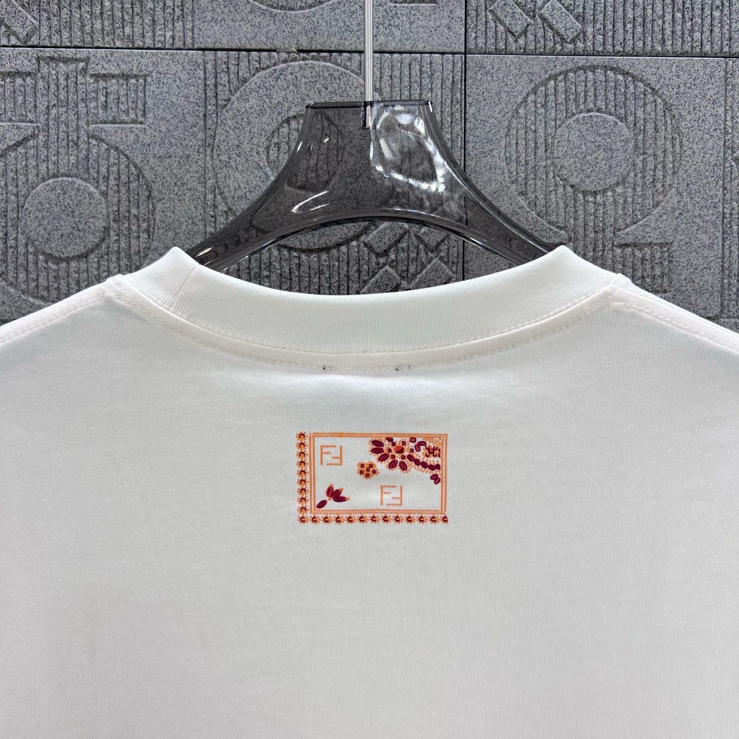 Fendi T Shirt  Embroider Logo Size XS-L
