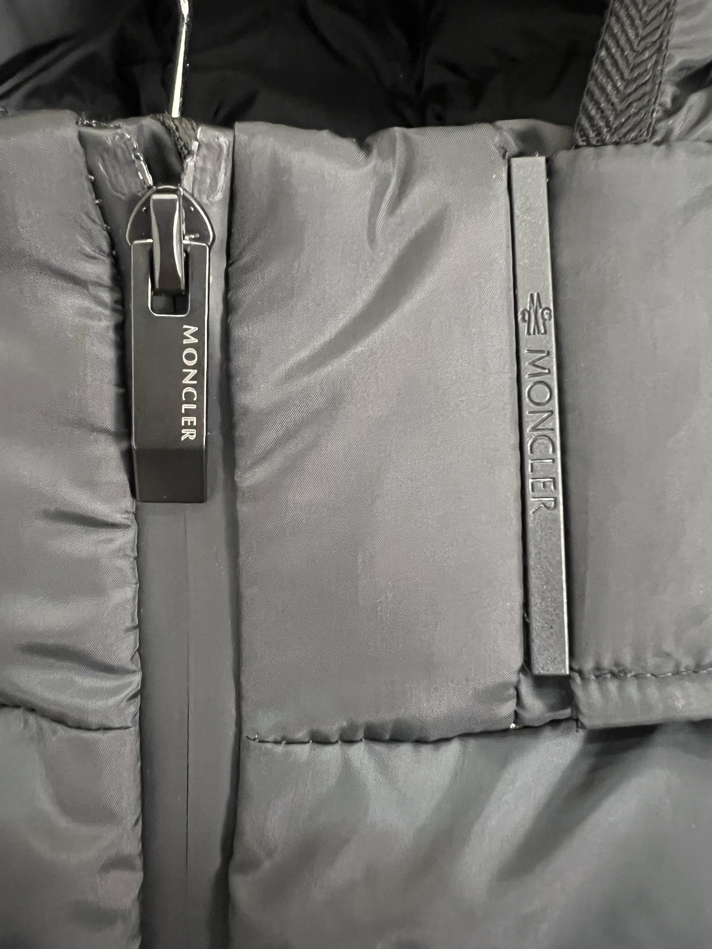 Moncler Valmasque Men Winter Vest Size 1-5