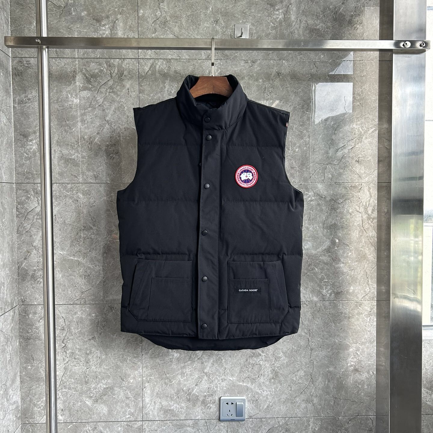 Canada Goose E20 Freestyle Vest-WD Men Winter Vest Size S-XXL