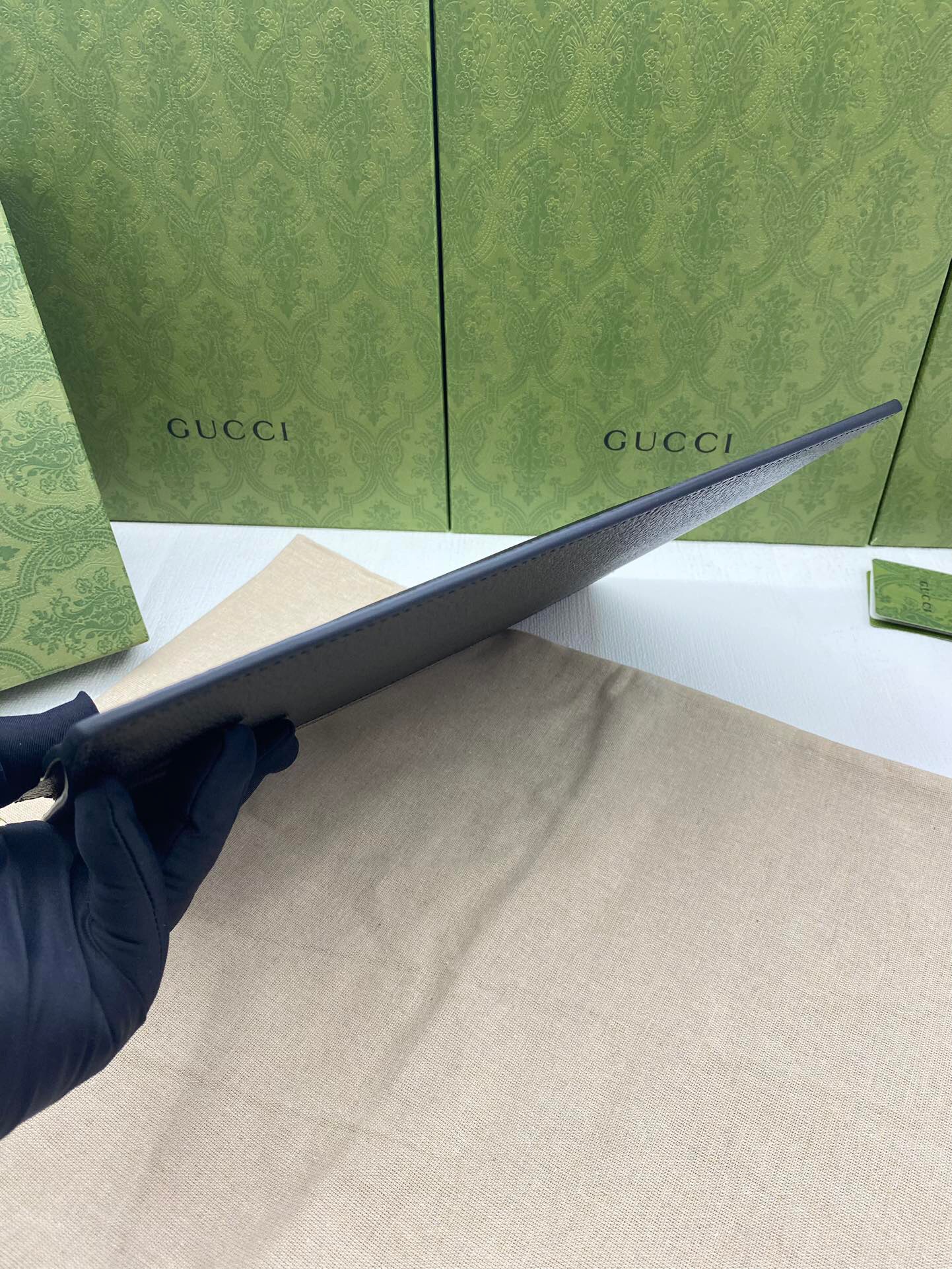 Gucci GG Supreme Unisex Clutch Bags 30*21cm