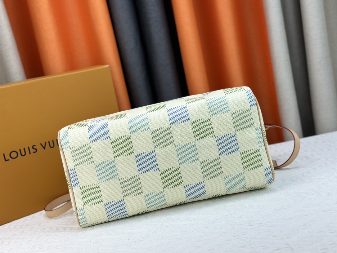 Louis Vuitton M24422 Speedy P9 Bandoulière 40 Monogram Leather Pharrell Williams Travel Bags Size 40*26*23cm