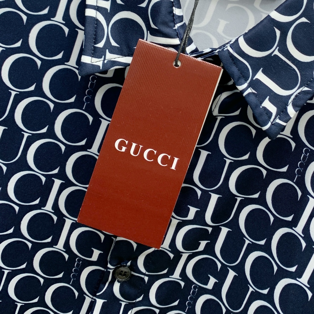 Gucci Sommeranzug Size M-XXL