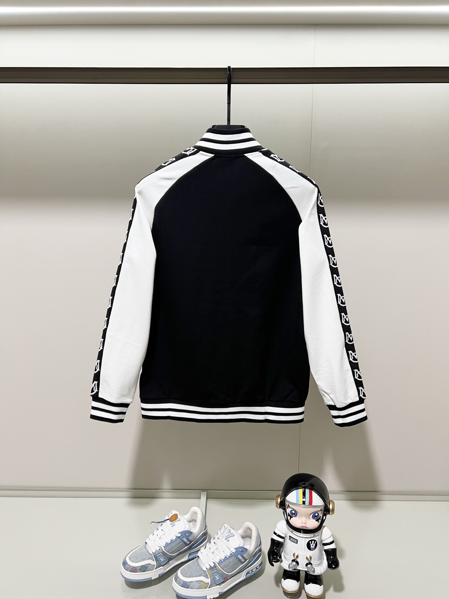 Moncler Unisex Jacket Size S-XXL