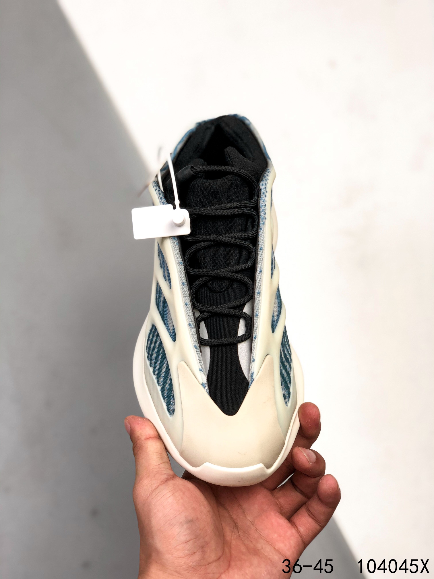 Yeezy 700 V3 Mens/Women's Sneakers Shoes 36 - 45