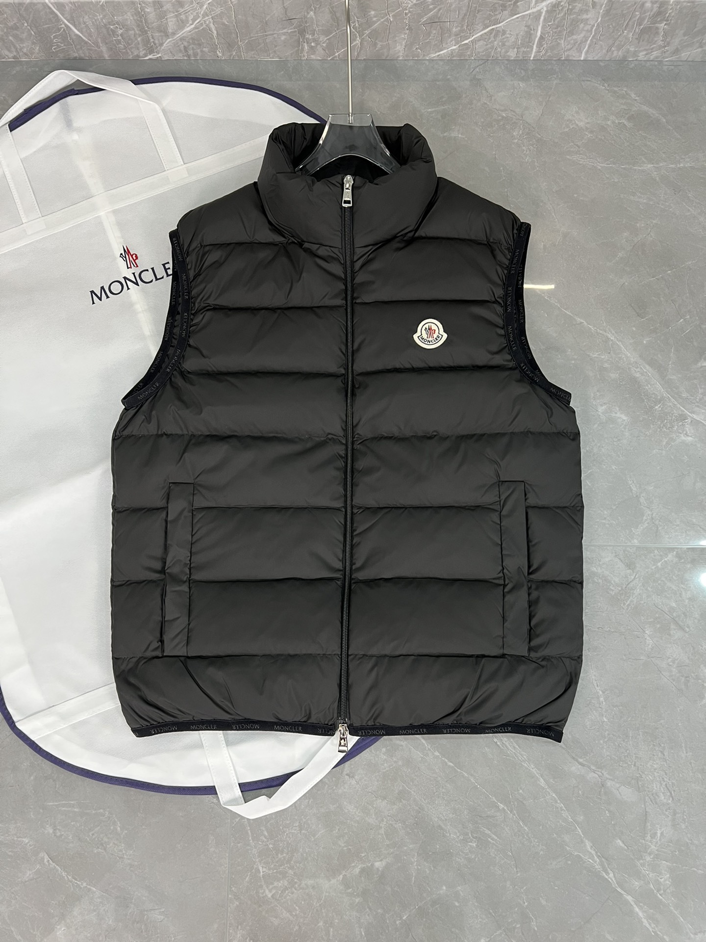 Moncler Contrin Winter Vest Size 1-5