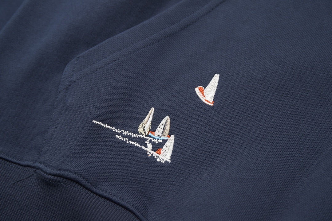 Louis Vuitton Unisex Sweatshirt Size S-XL