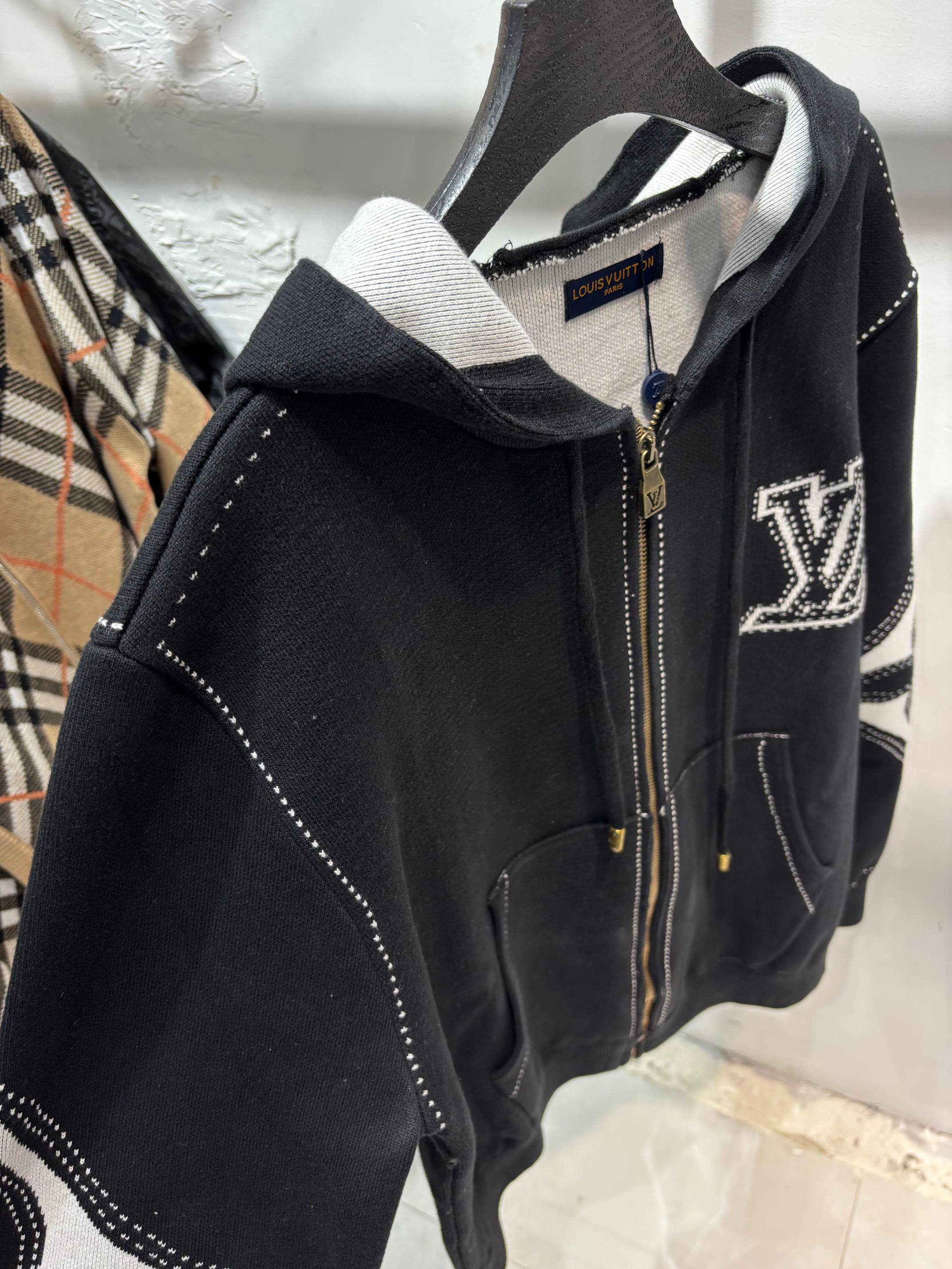 Louis Vuitton Unisex Jacket Size S-XL