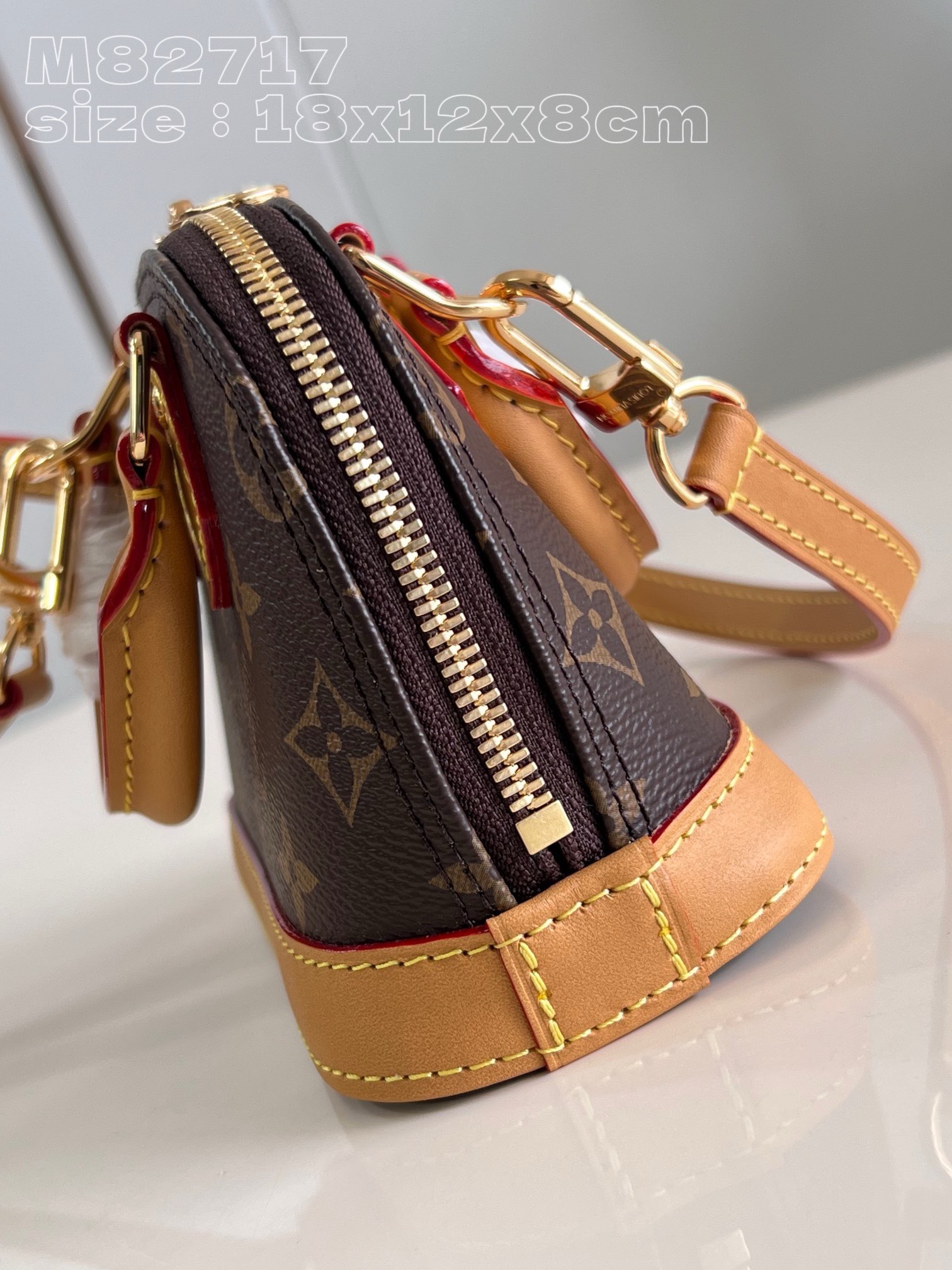 Louis Vuitton M53152 Alma Women Bags Size 18*12*8cm