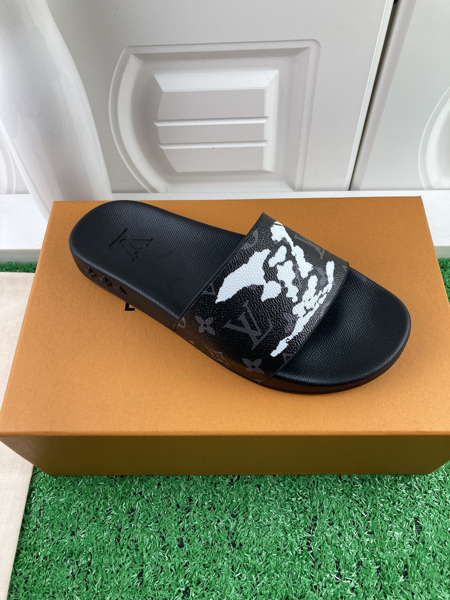 Louis Vuitton 2024ss Candy Series Slippers Size 36-45