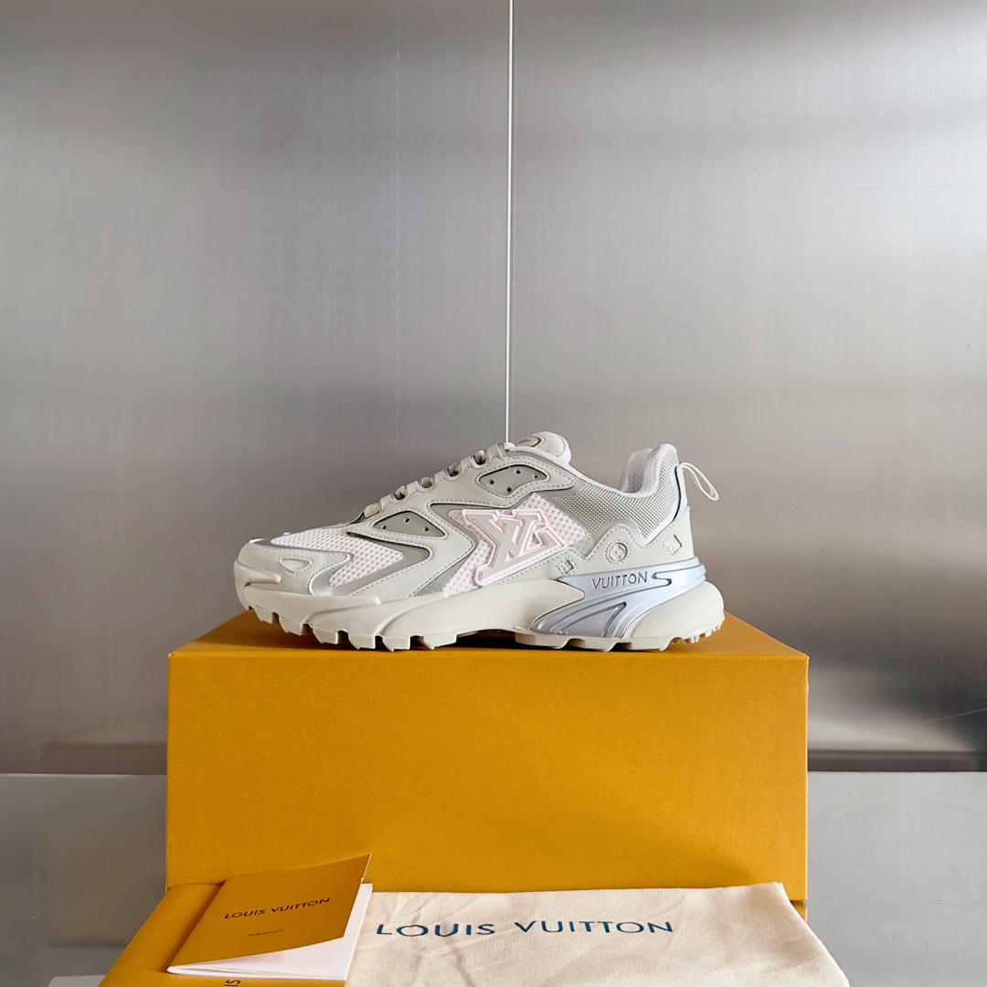 Louis Vuitton LV Runner Tatic Sneaker Size 40-46