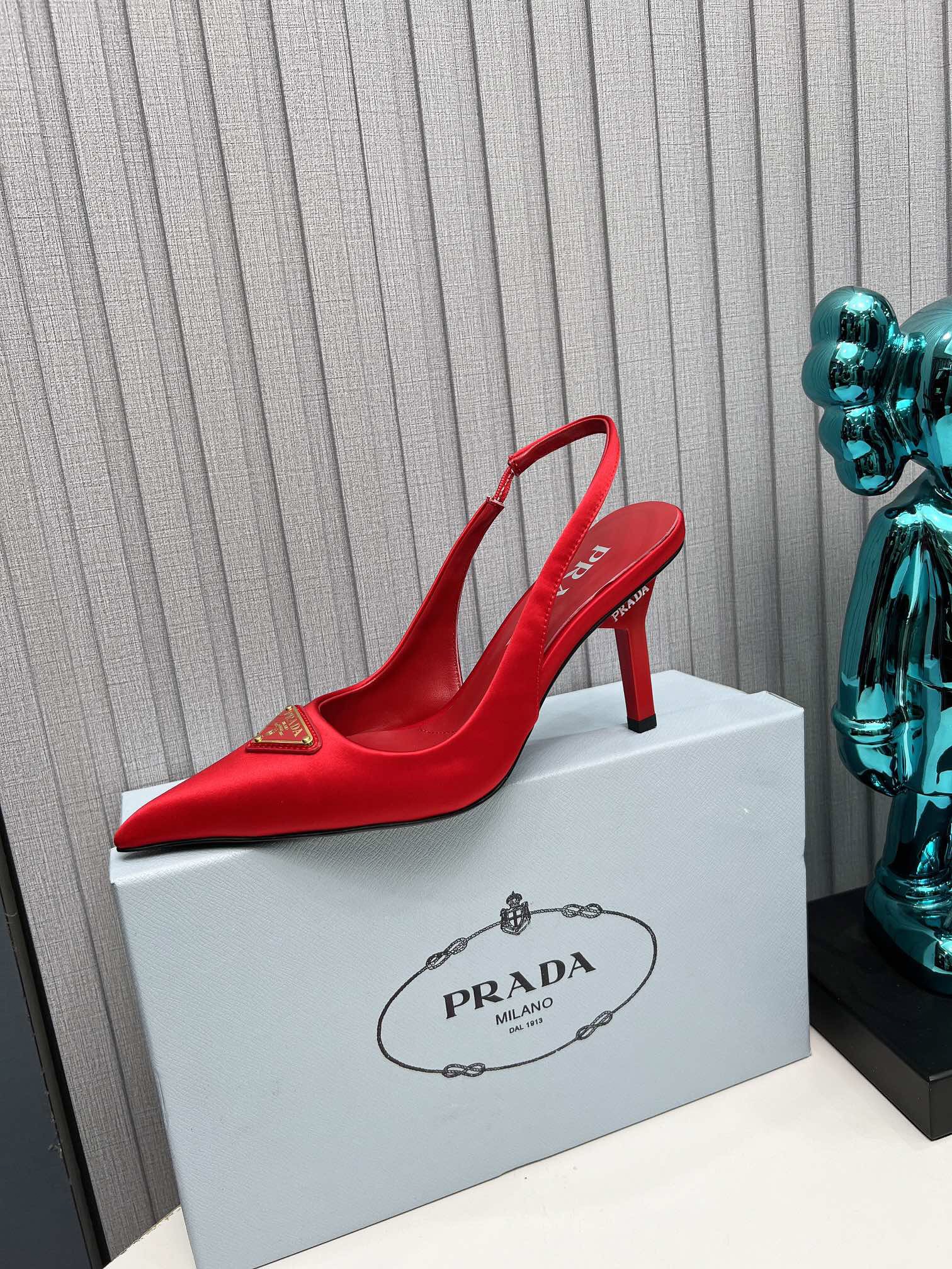 Prada Brushed Leather Slingback Pumps Size 35-41