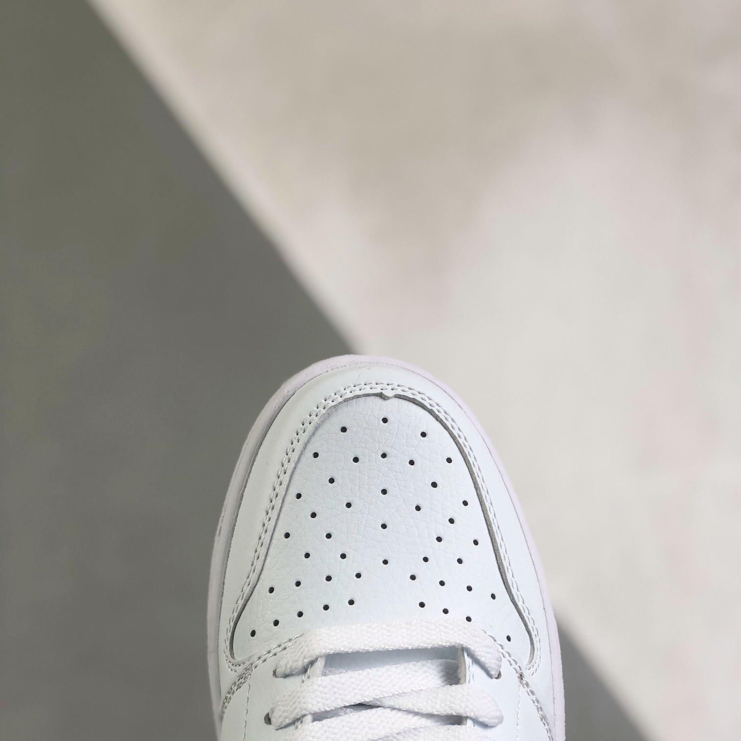 Nike Air Jordan 1 x OFF White Low Top Sneakers Shoes Gr. 36-46