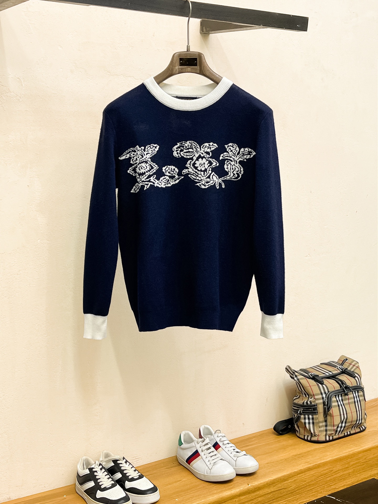 Louis Vuitton Unisex Sweatshirt Size M-XXXL