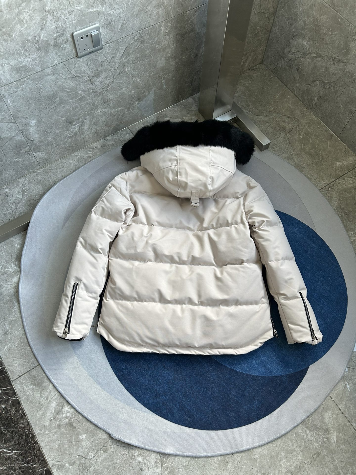 Moose Knuckles 06 Men Winter Jacket Size S-XXL Beige