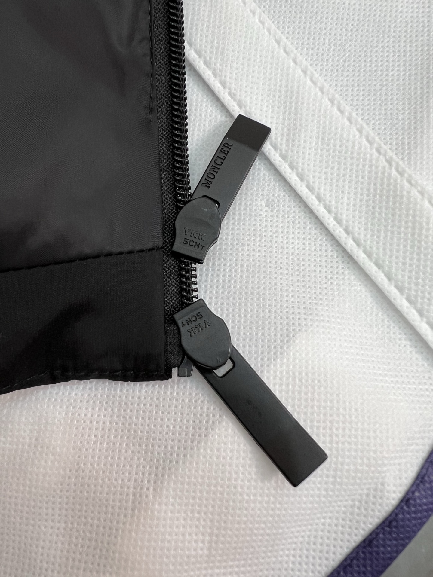 Moncler Guersac Men Winter Vest Size 1-5