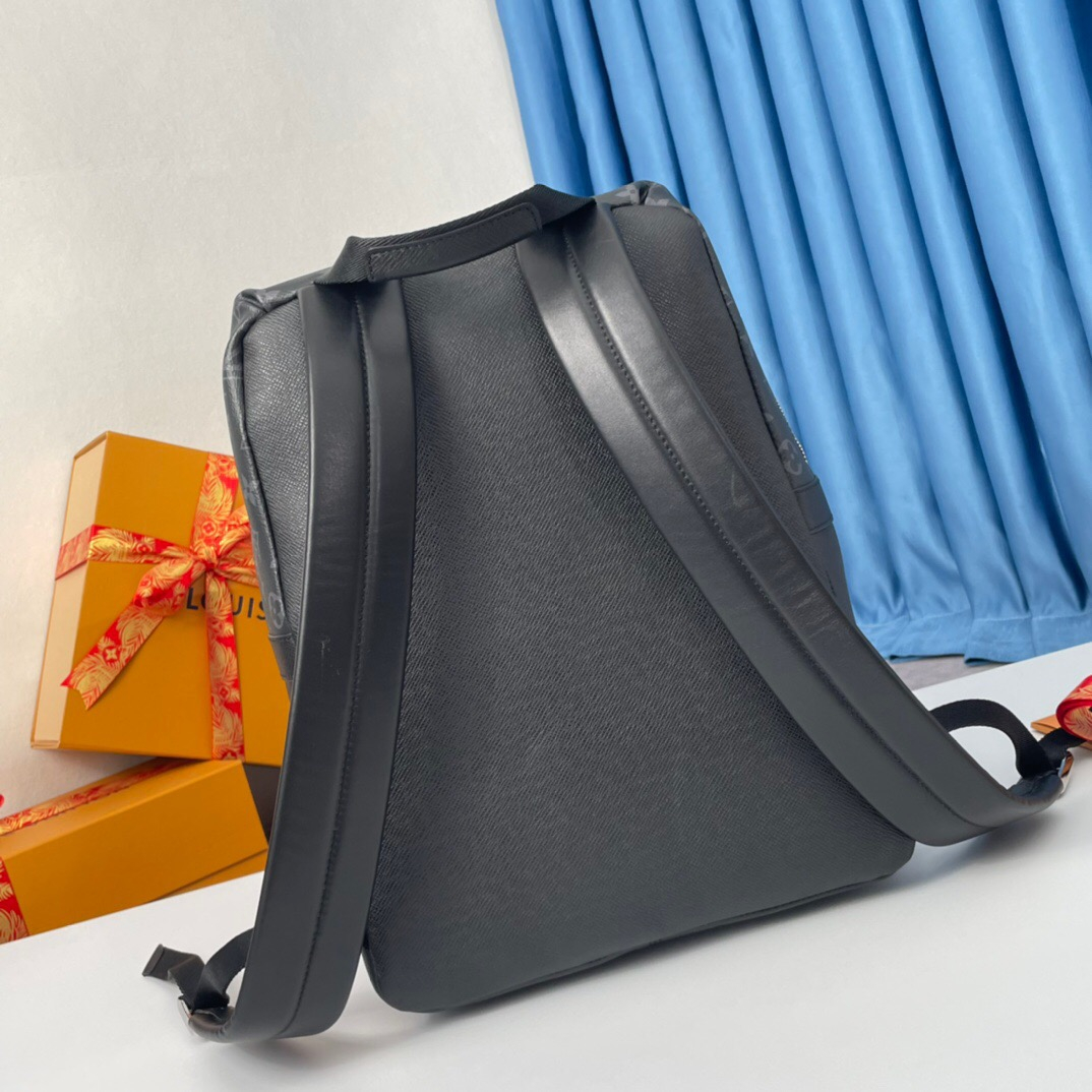 Louis Vuitton M30230 Racer Backpack Size 40*37*20cm