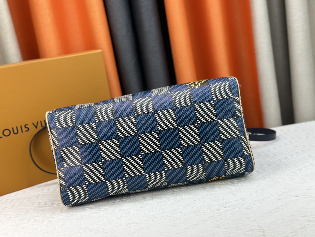 Louis Vuitton M24422 Speedy P9 Bandoulière 40 Monogram Leather Pharrell Williams Travel Bags Size 40*26*23cm