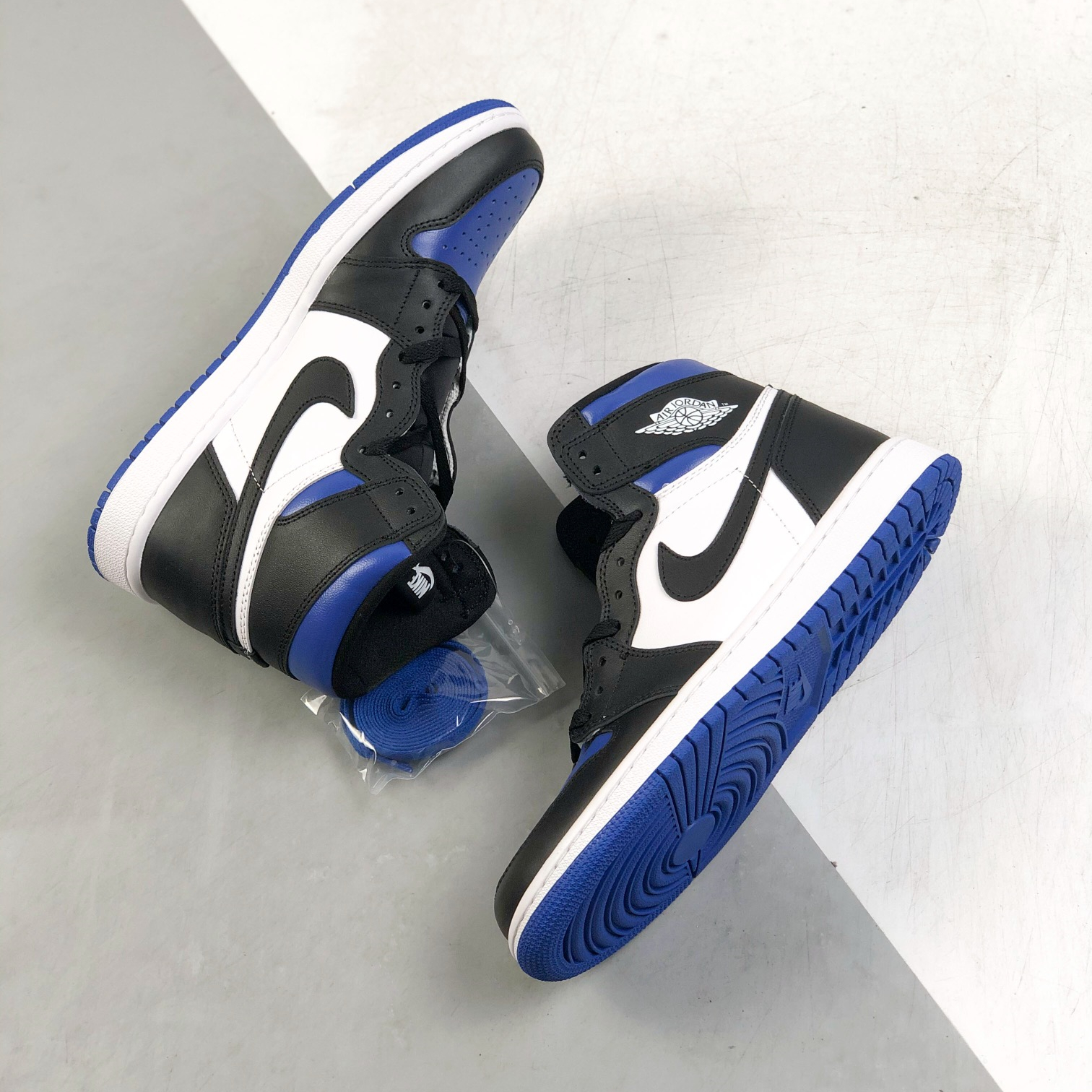 Nike Air Jordan 1 High Top Sneakers Shoes Gr. 36-46