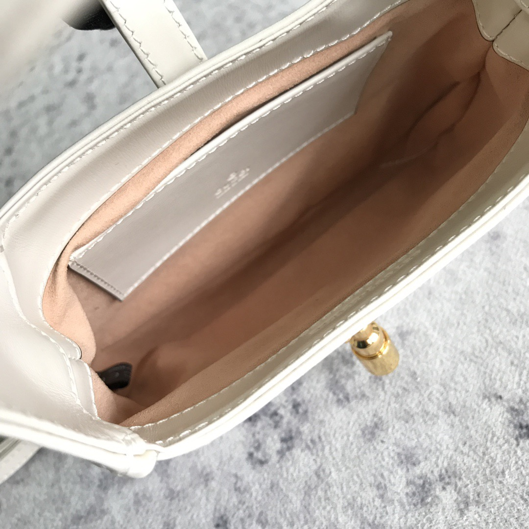 Gucci GG Horsebit 1961 Women Shoulder Bags 2-Size