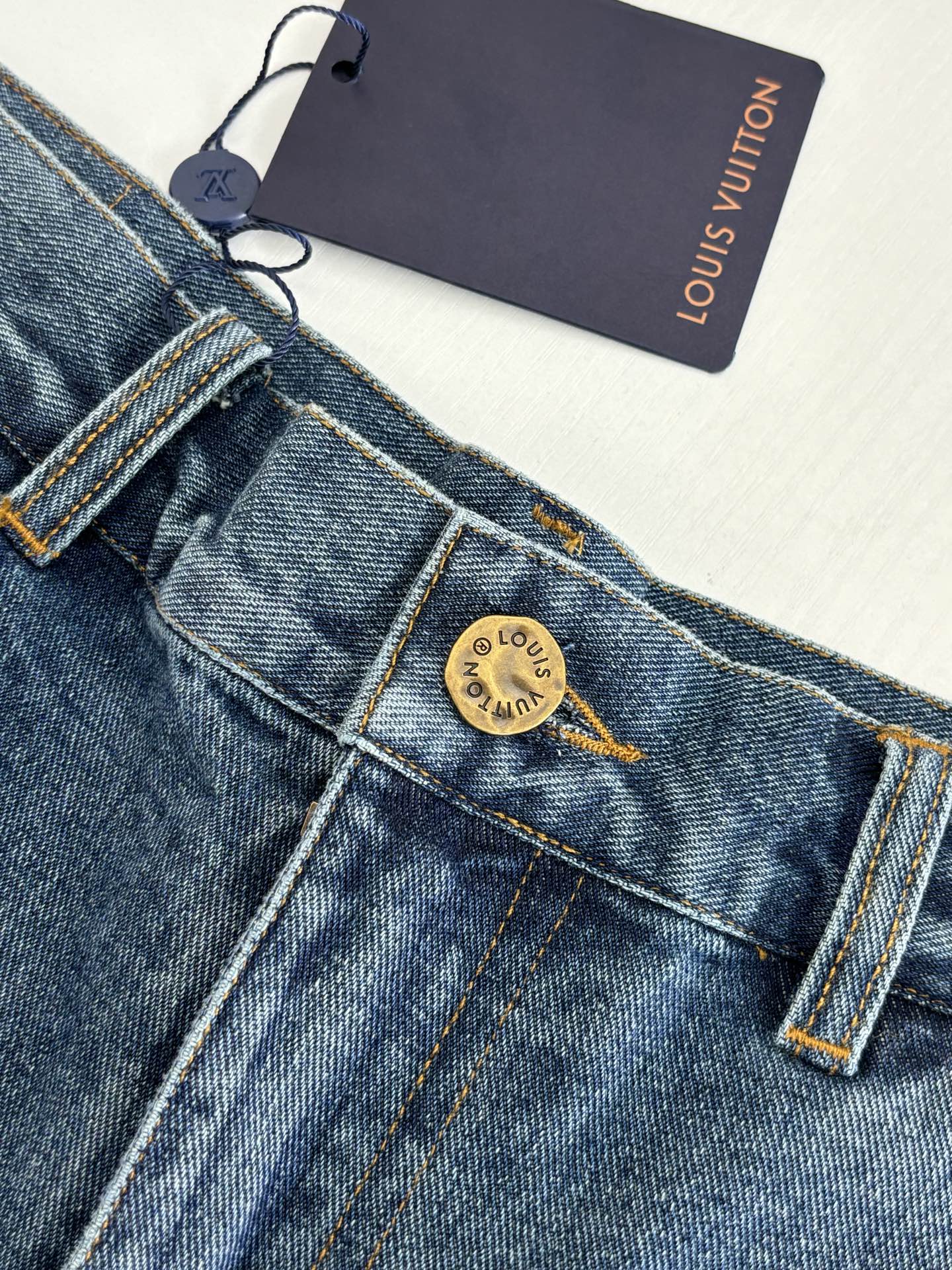 Louis Vuitton Unisex Jeans Size S-XL