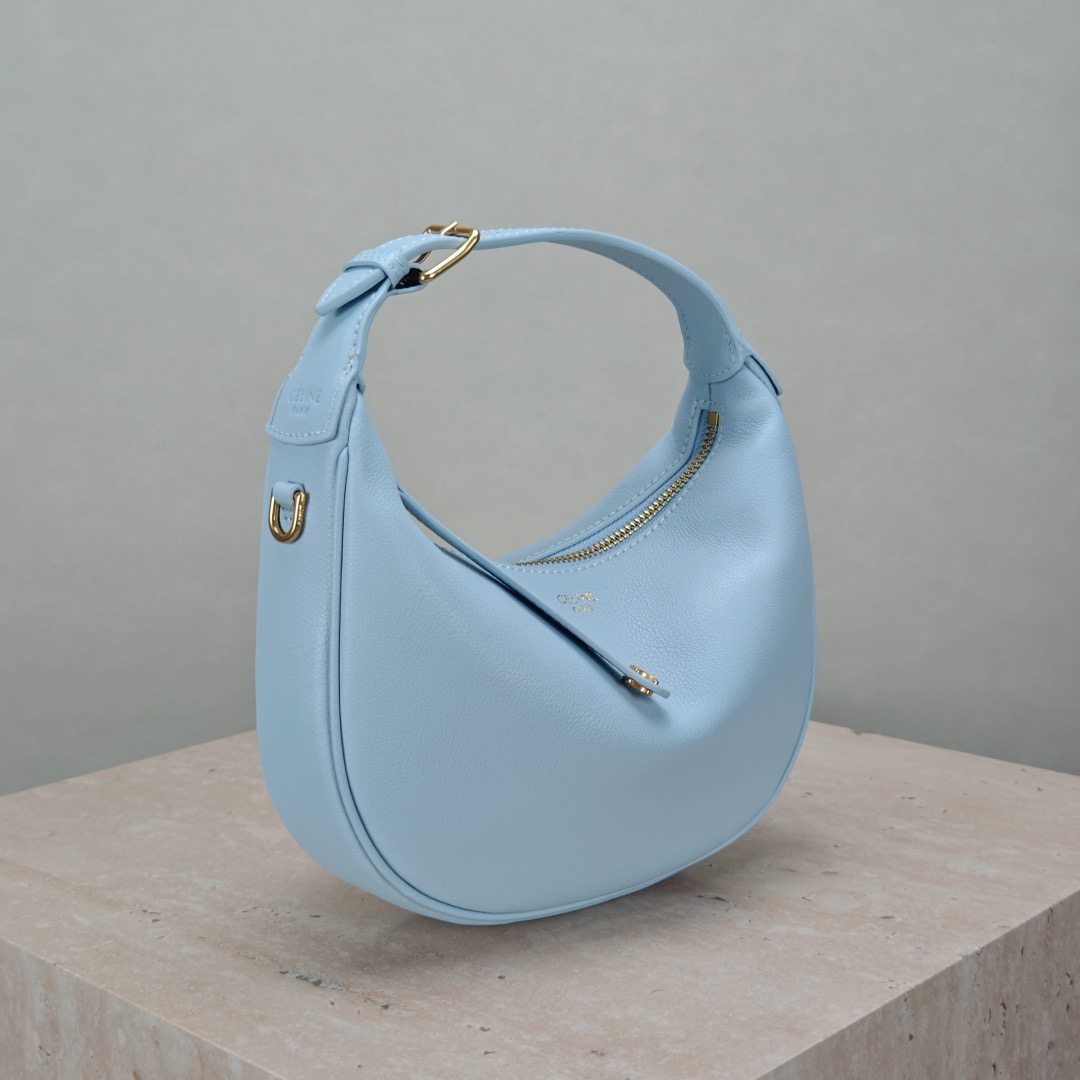 Celine 25ss Lulu Shoulder Bags Size 24*21*5cm