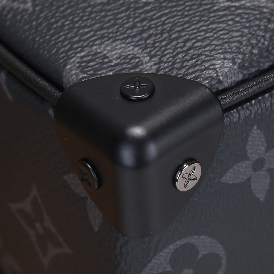 Louis Vuitton M44735 Soft Trunk Men Bags Size 18.5*13*8cm