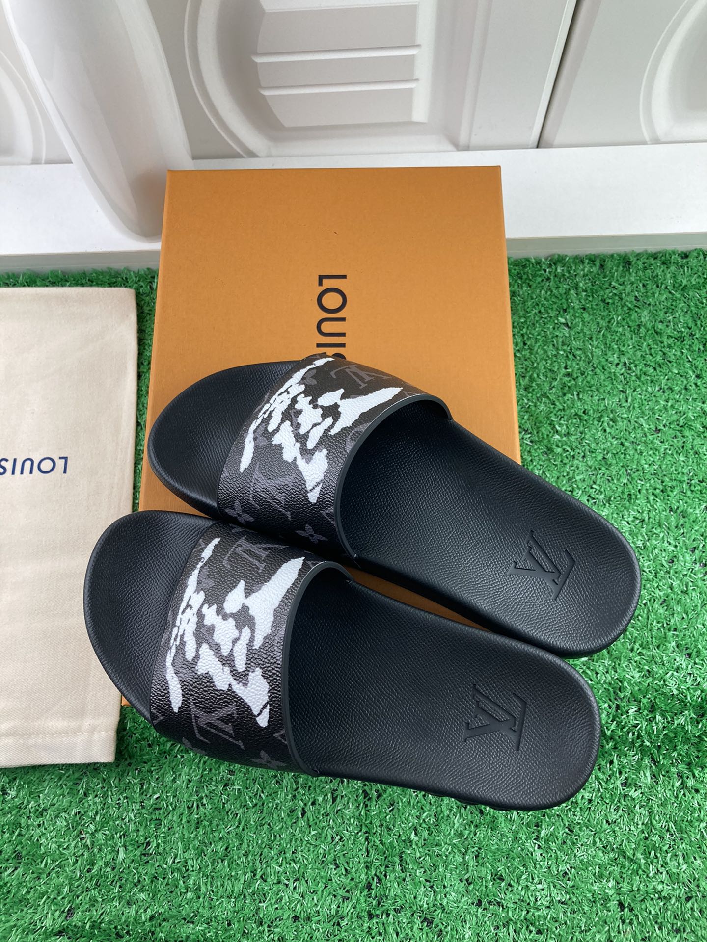 Louis Vuitton 2024ss Candy Series Slippers Size 36-45