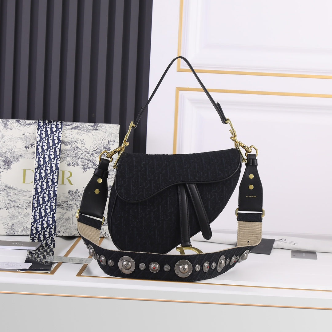 Dior Saddle Bags With Strap for Women Size 25.5*20*6.5cm