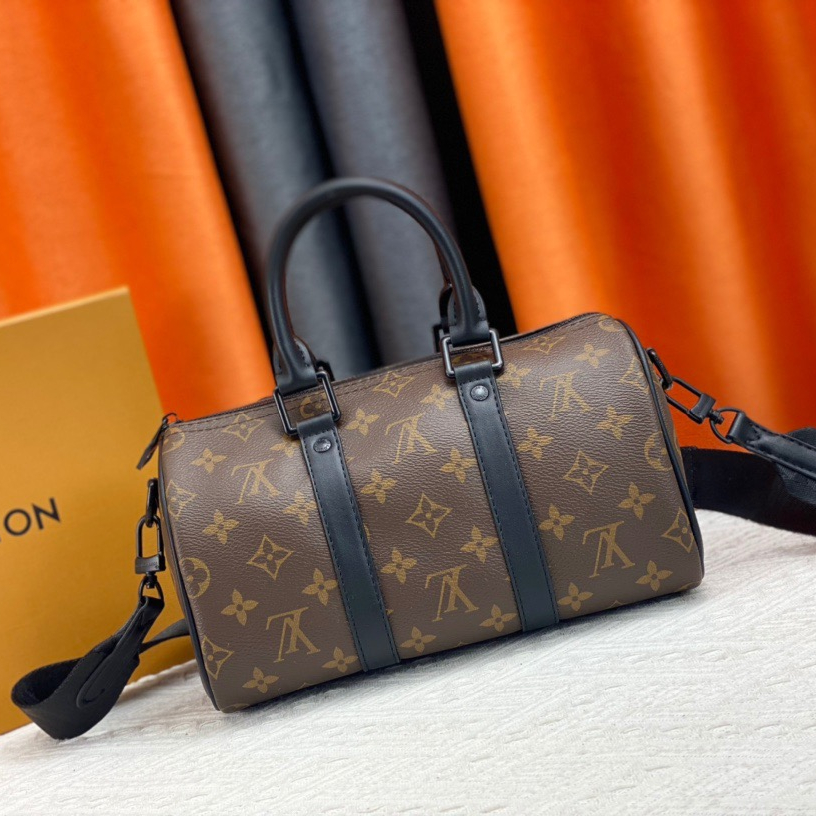 Louis Vuitton Keepall Bandoulière 25 Bags for Men