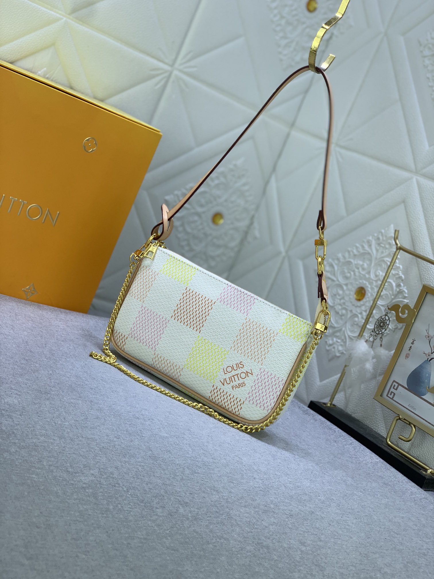 Louis Vuitton N40642 Pochette Accessoires Shoulder Bags Size 23*13*4cm