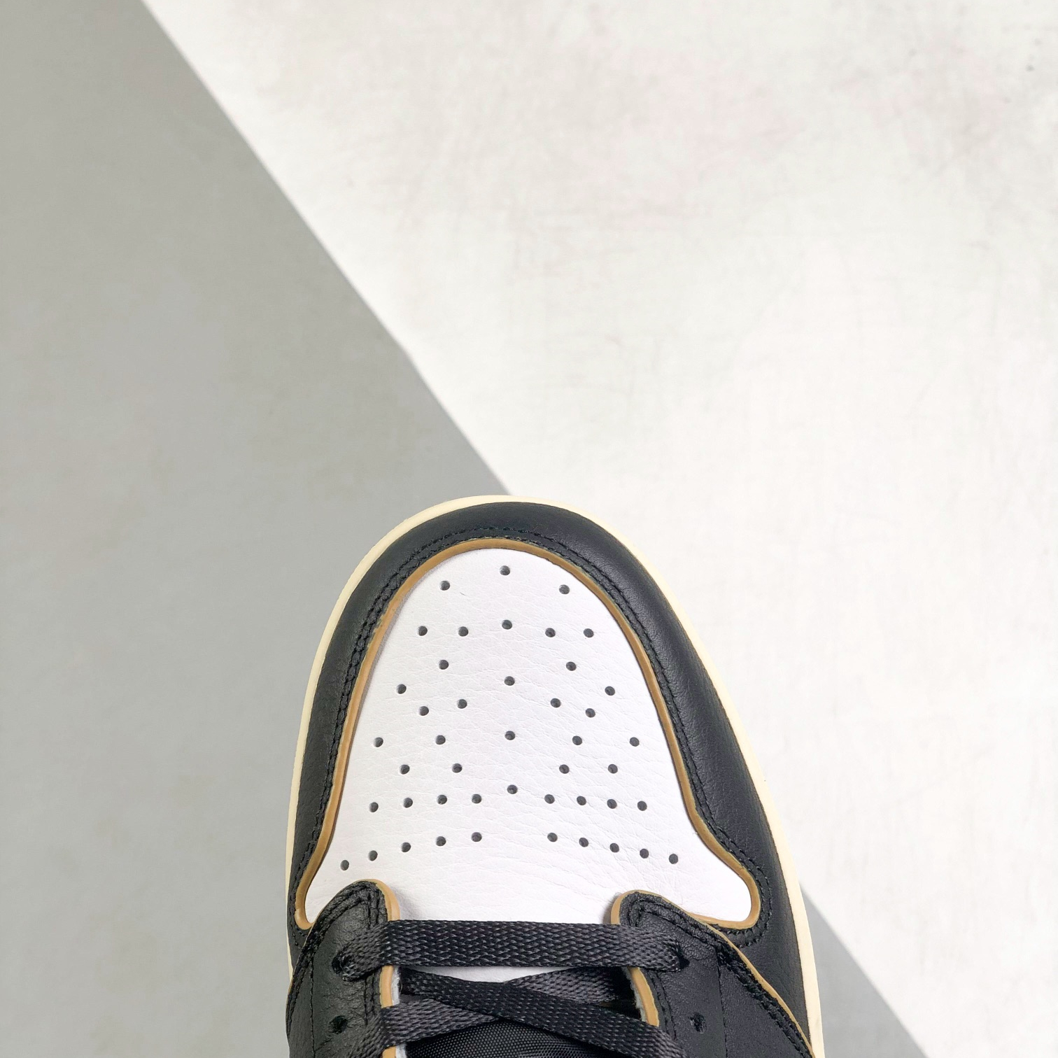 Nike Air Jordan 1 High Top Sneakers Shoes Gr. 36-46