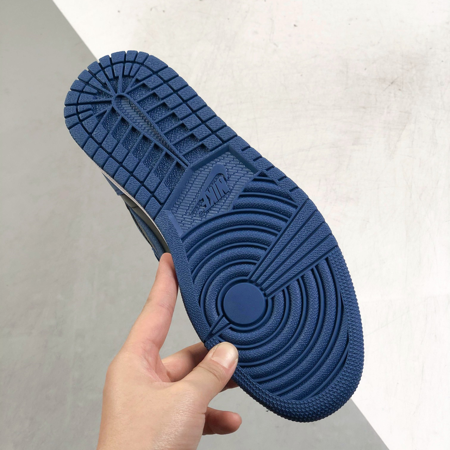 Nike Air Jordan 1 High Top Sneakers Shoes Gr. 36-46