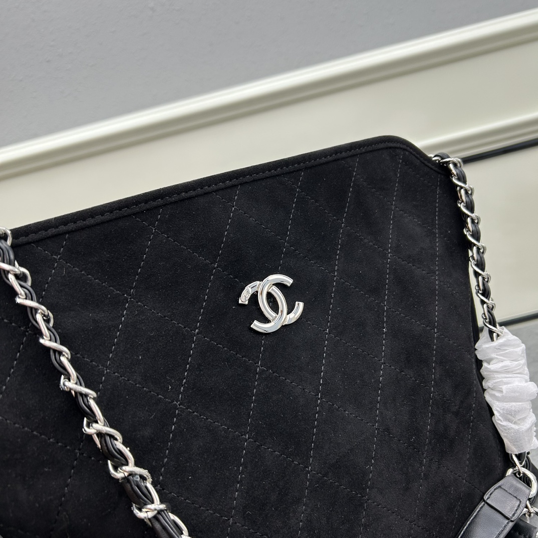 Chanel Women Shoulder Bags 47*30*13cm