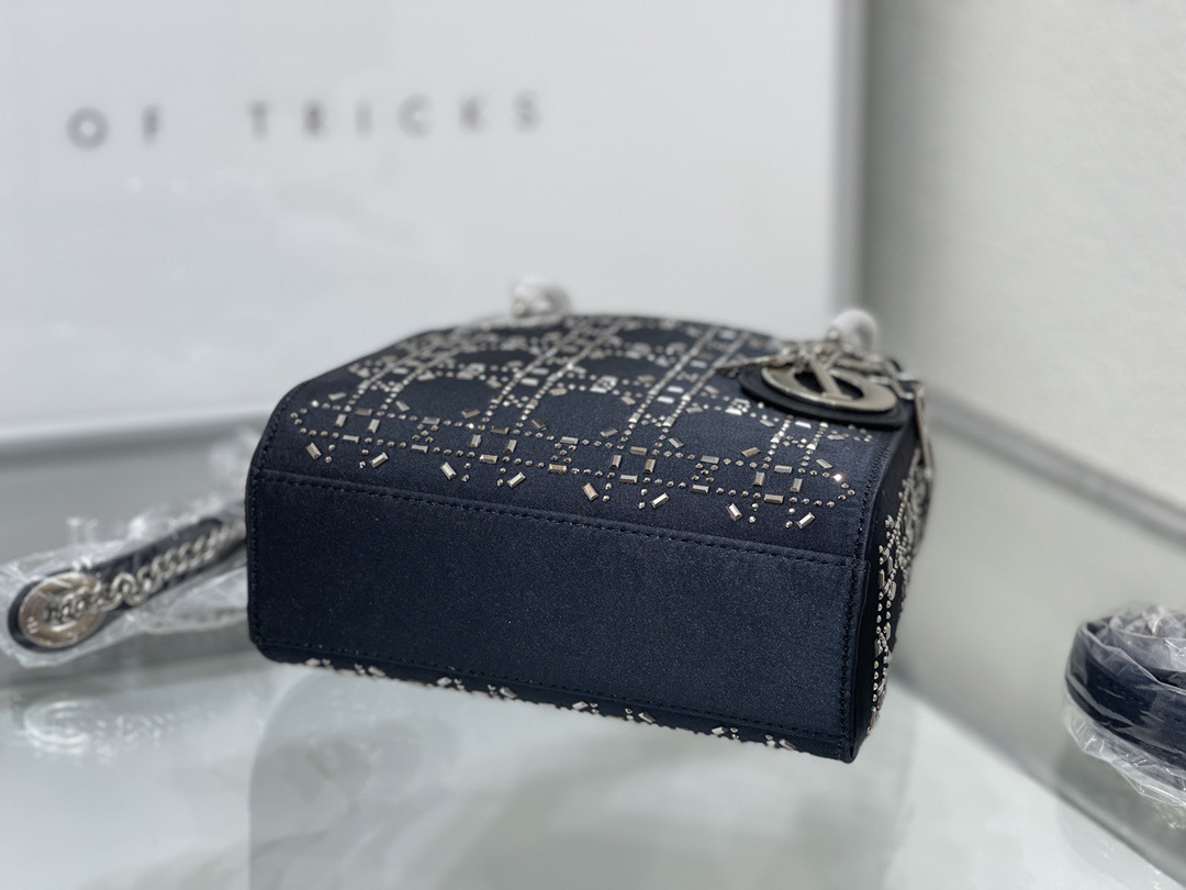 Dior Lady Women Shoulder Bags 17*15*7cm