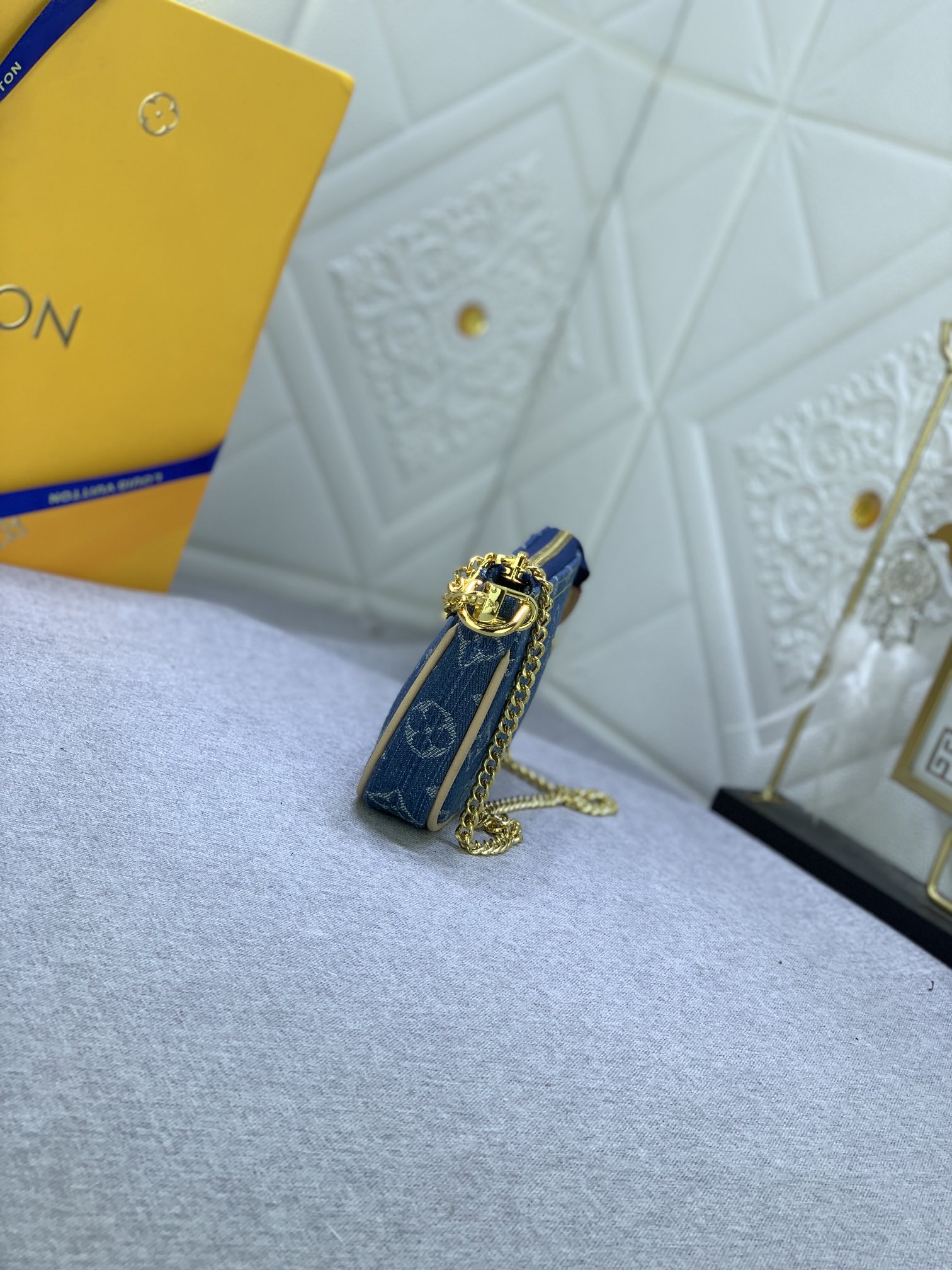 Louis Vuitton M82960 Mini Pochette Accessorie Monogram Denim Cowboy Shoulder Bags Size 4.5*9.5*4cm