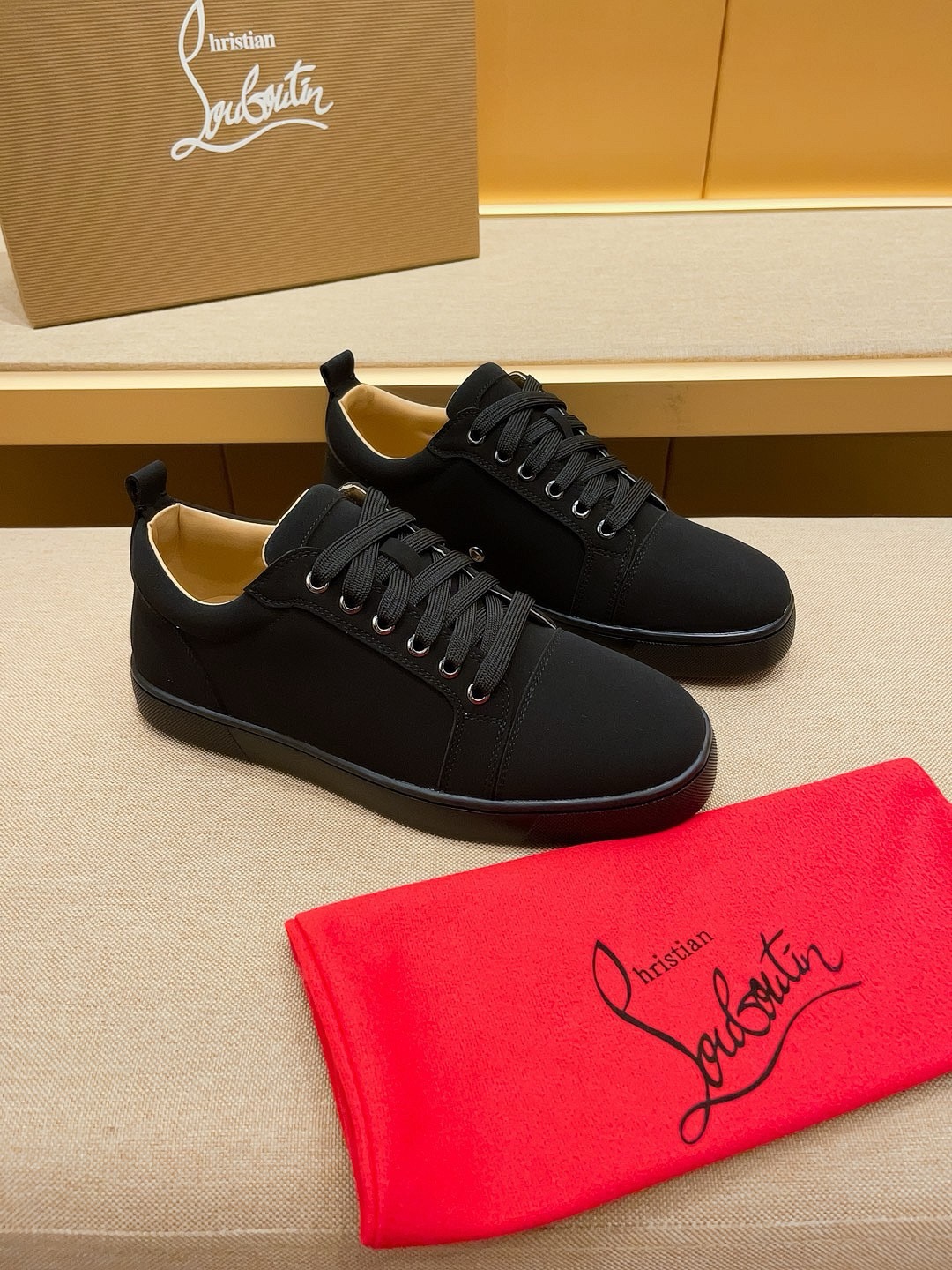 Christian Louboutin Sneaker Size 36-46